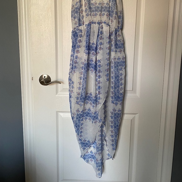 Unique Patterned Dress - Picture 6 of 6